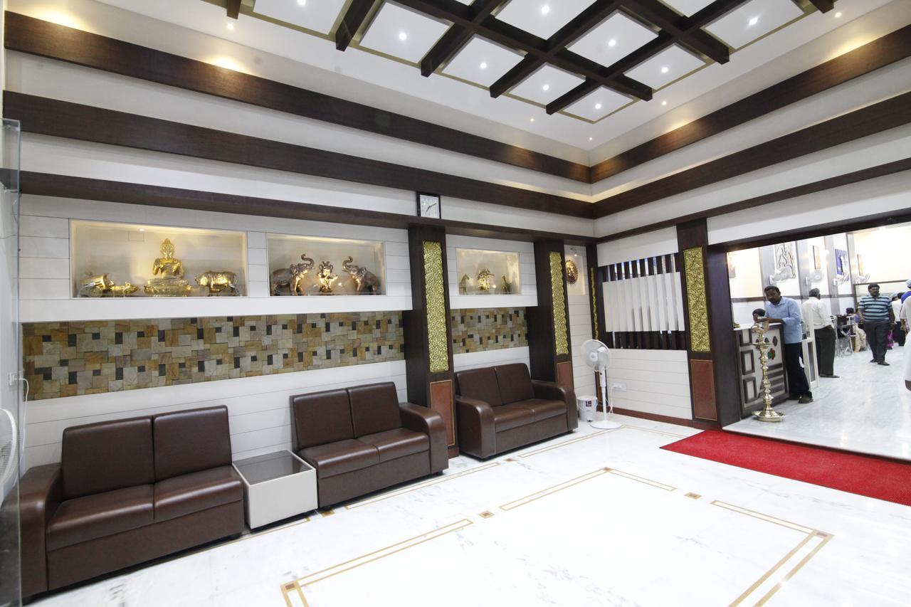 Hotel Kasi Inn 탄자부르 외부 사진