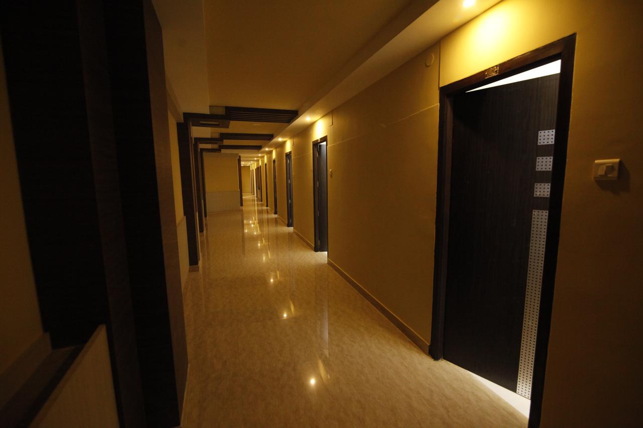 Hotel Kasi Inn 탄자부르 외부 사진
